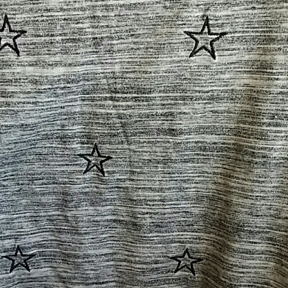 Anthropologie Lili's Closet Star T slight high low - Picture 3 of 4